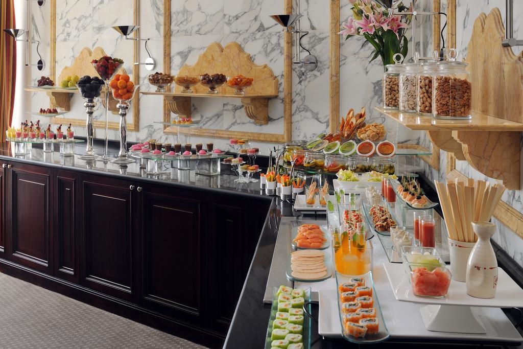Jw Marriott Hotel Kuwait Kuwait City Екстер'єр фото