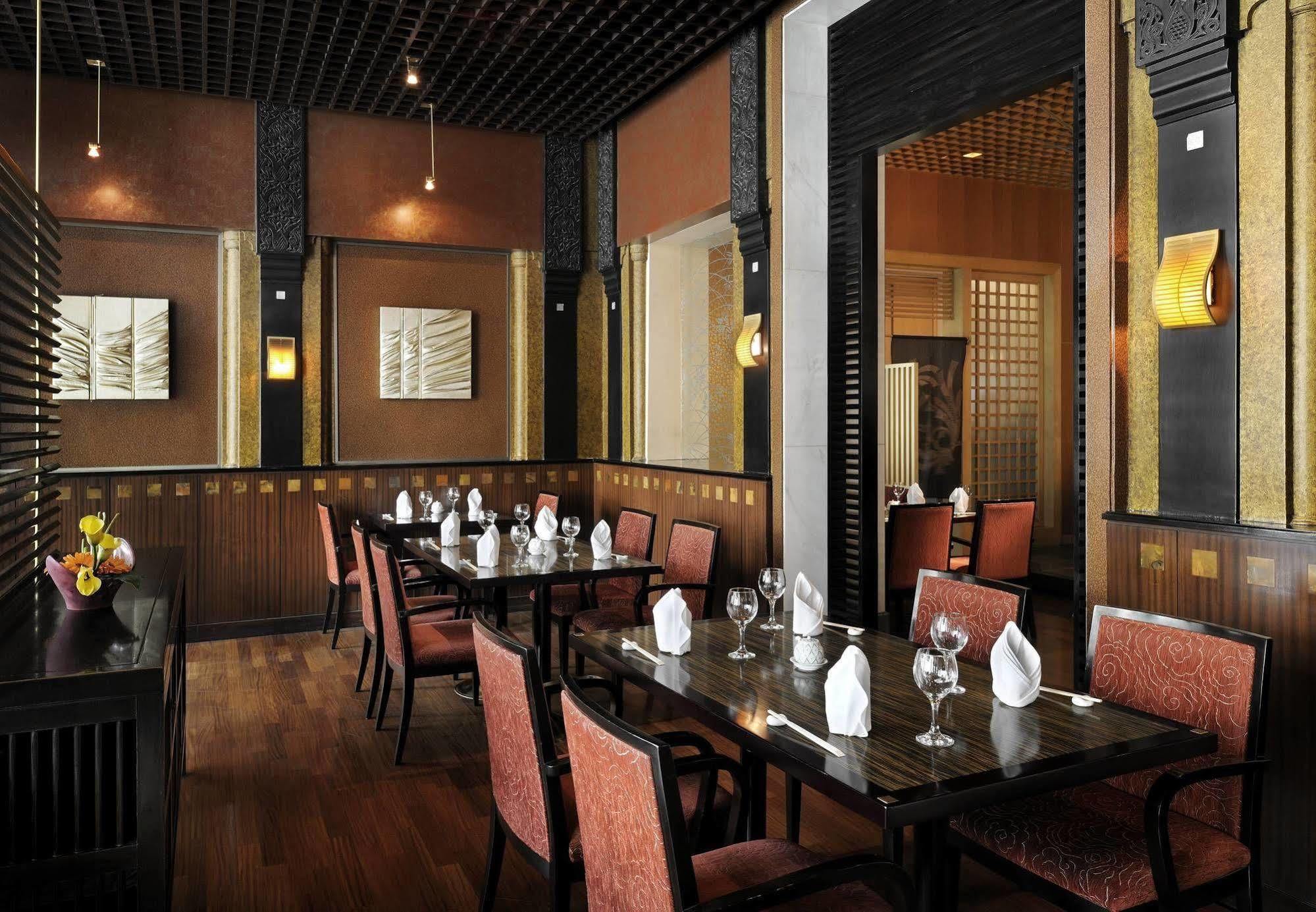Jw Marriott Hotel Kuwait Kuwait City Екстер'єр фото